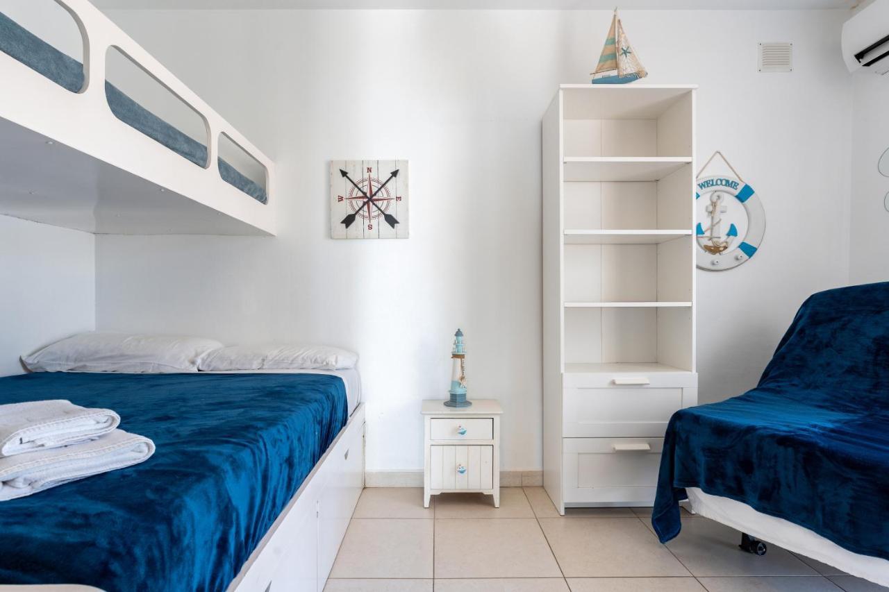 Sea Front House Macarena D * Marbella
